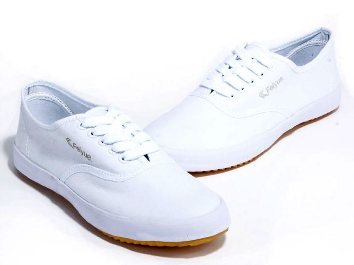 White tennis shop shoes for sale