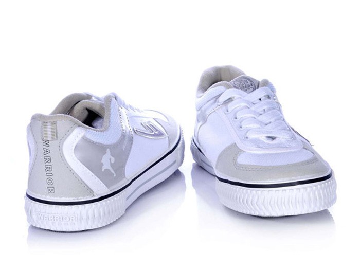 white basketball trainers